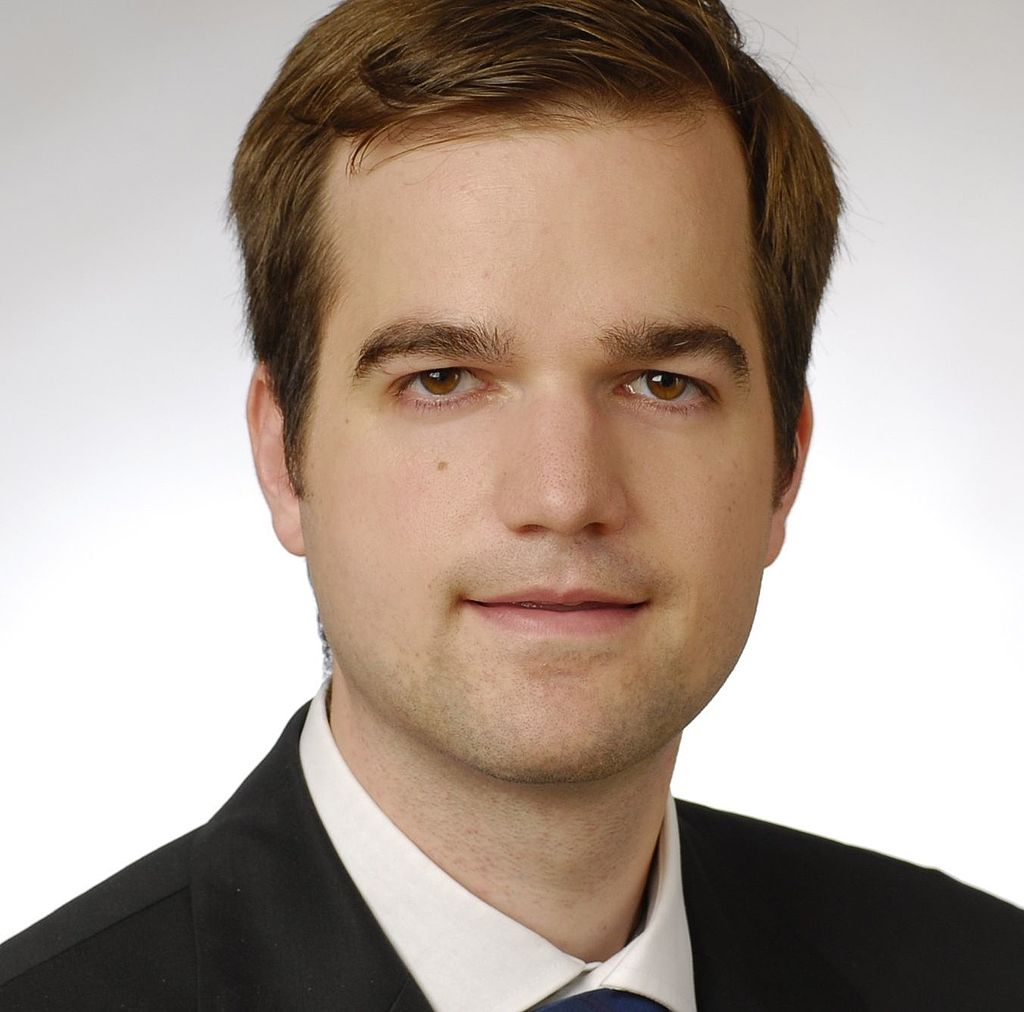 Professor Dr. Tobias Berg