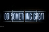Neonrhren 'Do Something Great'