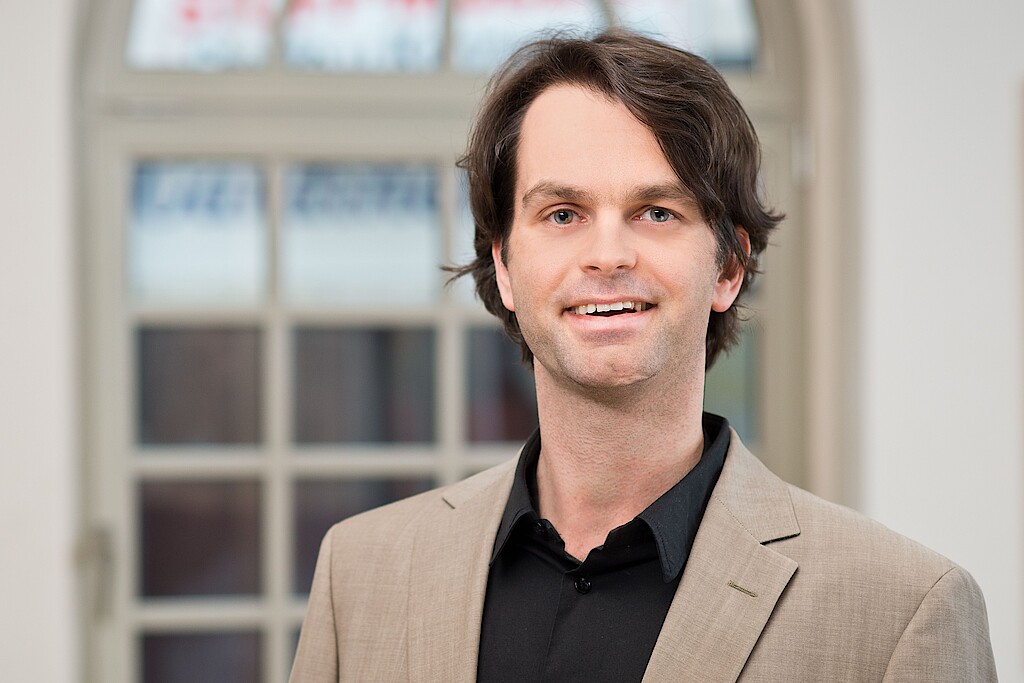 Dr Philipp Marek