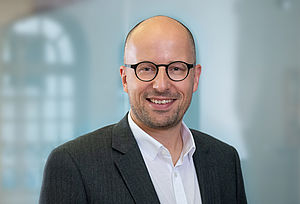 Professor Dr Steffen Müller