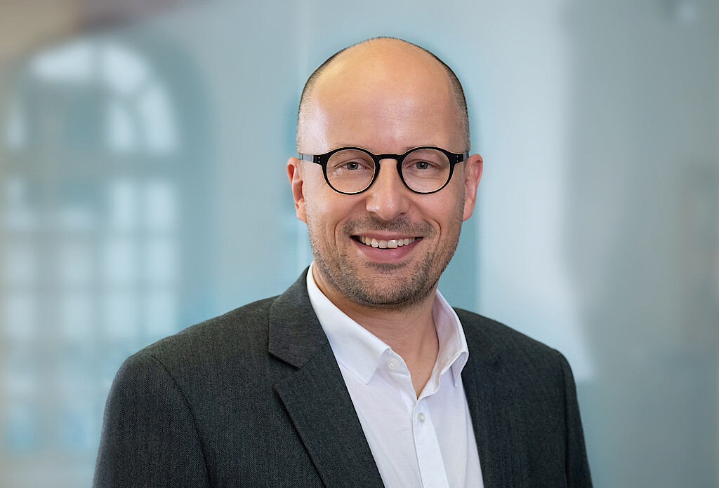 Professor Dr. Steffen Müller