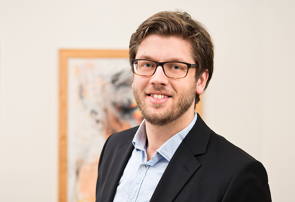 Dr Thomas Krause