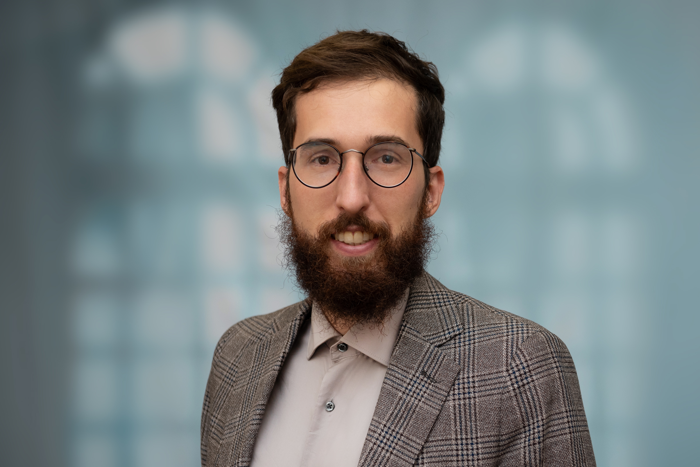 Dr. Matthias Mertens